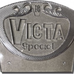 Victa 18 Special Badge